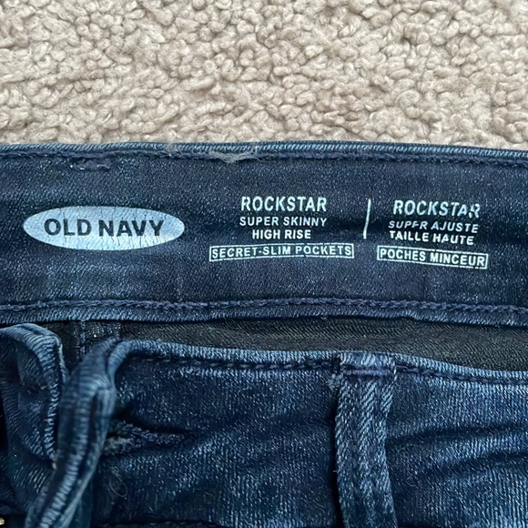 Old navy Rockstar High Rise super skinny jeans - Picture 4 of 6